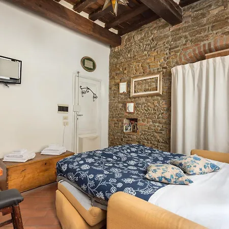 And Comfortable In Apartman *